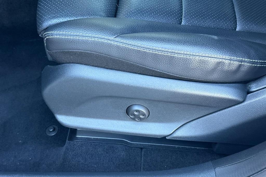used 2019 Mercedes-Benz GLC 300 car, priced at $23,999