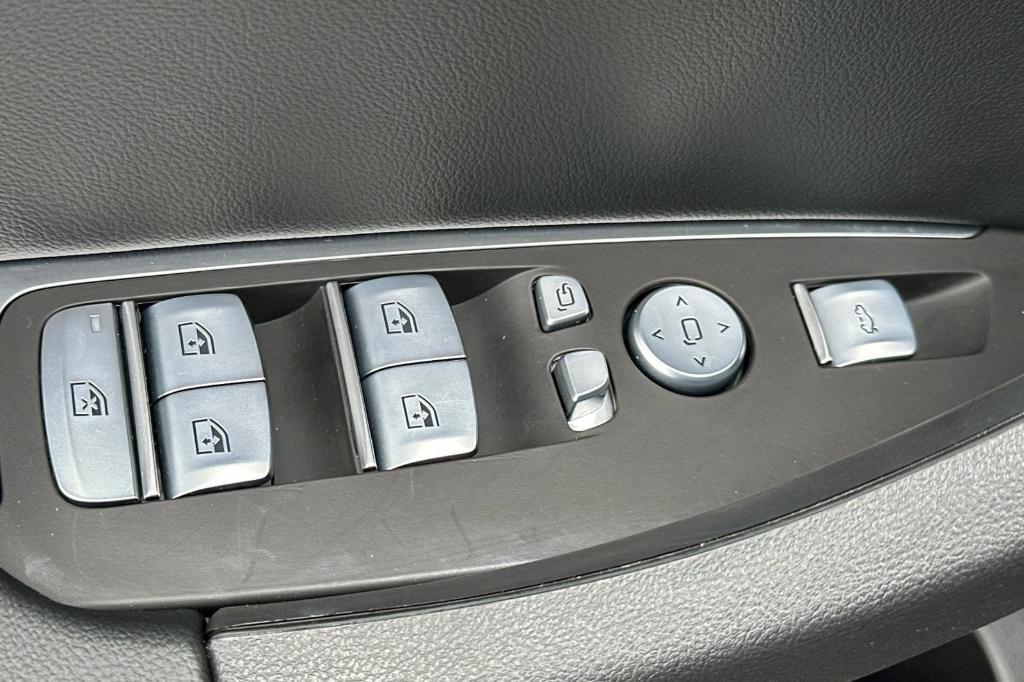 used 2023 BMW X3 car, priced at $34,999
