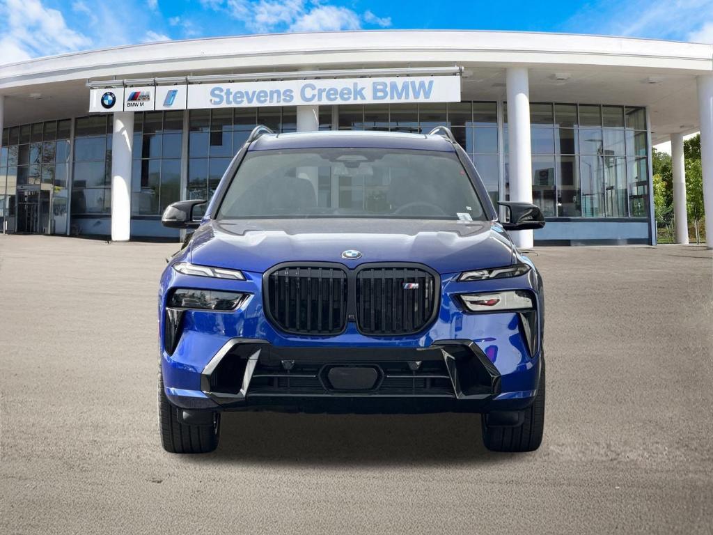 new 2025 BMW X7 car, priced at $118,005