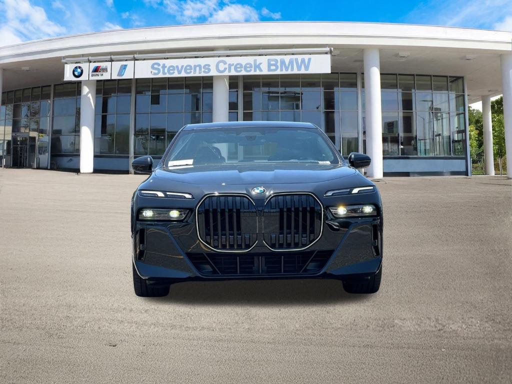 new 2025 BMW 760 car, priced at $139,055