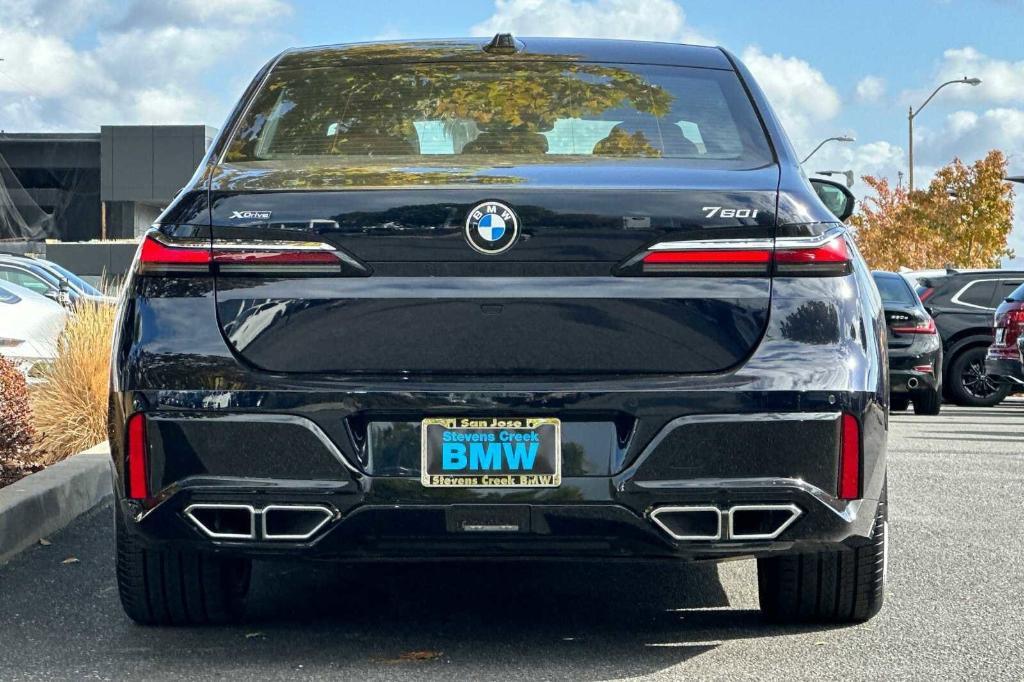 new 2024 BMW 760 car, priced at $126,045