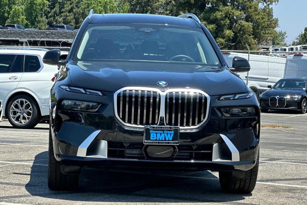 new 2025 BMW X7 car, priced at $93,020