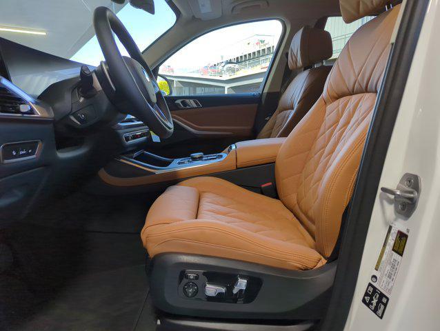 new 2025 BMW X7 car, priced at $92,700