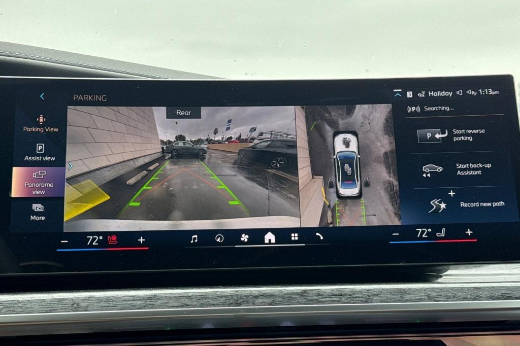 new 2025 BMW i7 car, priced at $135,175