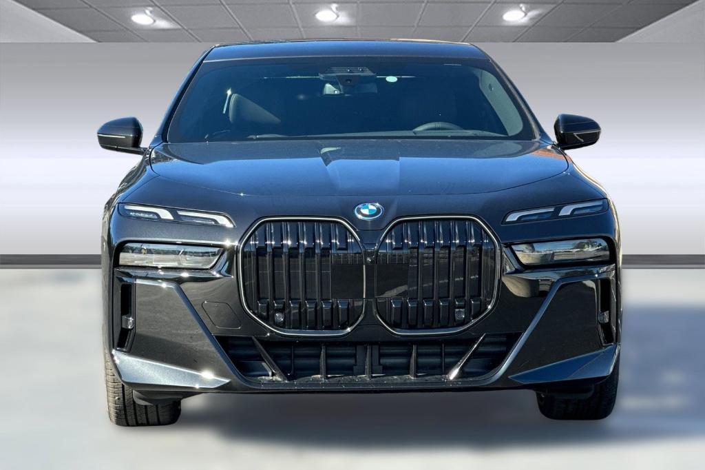 new 2025 BMW i7 car, priced at $125,955