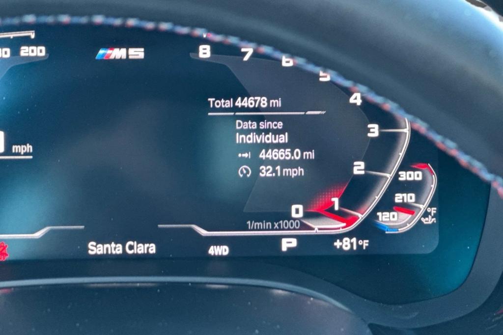 used 2022 BMW M5 car, priced at $69,996