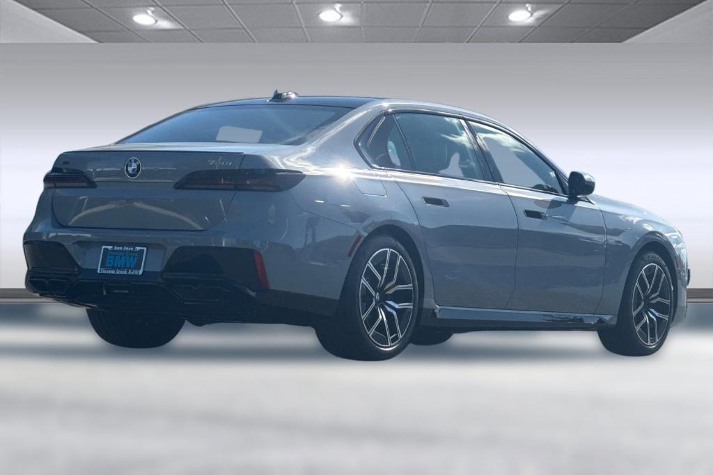 new 2025 BMW 760 car, priced at $137,875