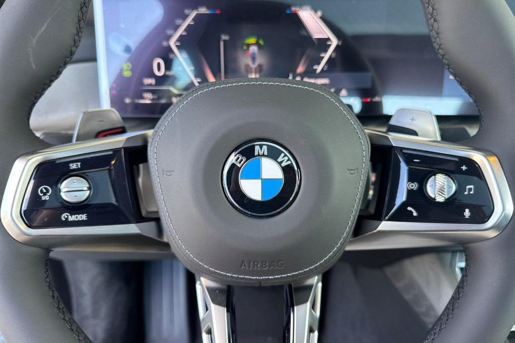 new 2025 BMW 760 car, priced at $137,875