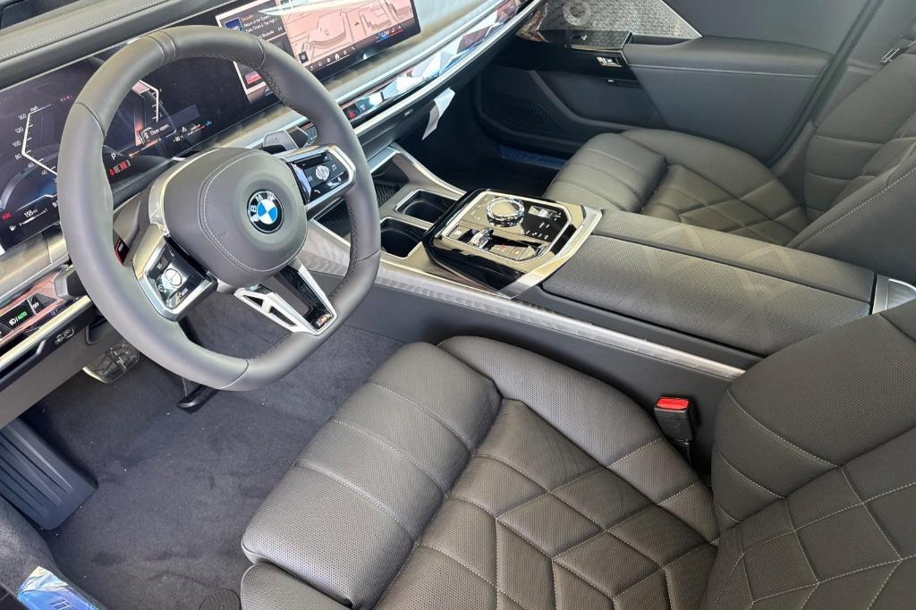 new 2025 BMW 760 car, priced at $137,875