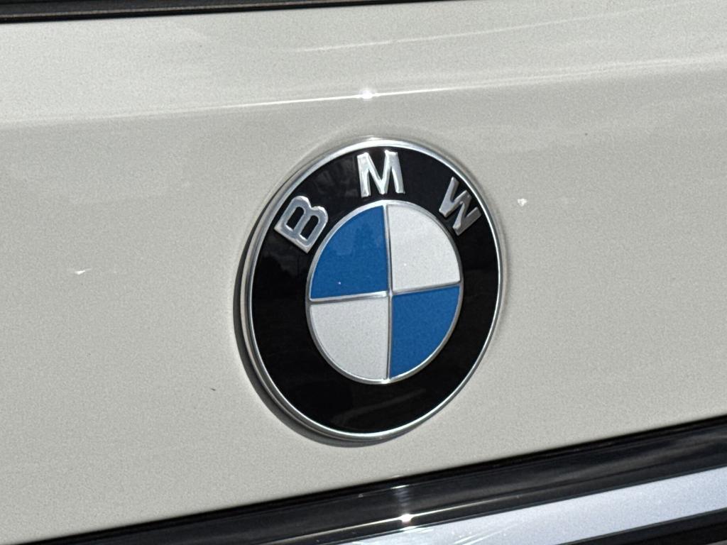 new 2025 BMW X7 car, priced at $93,700