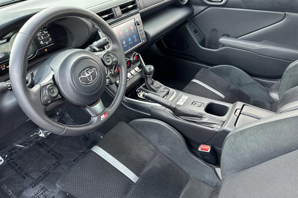 used 2023 Toyota GR86 car, priced at $30,996