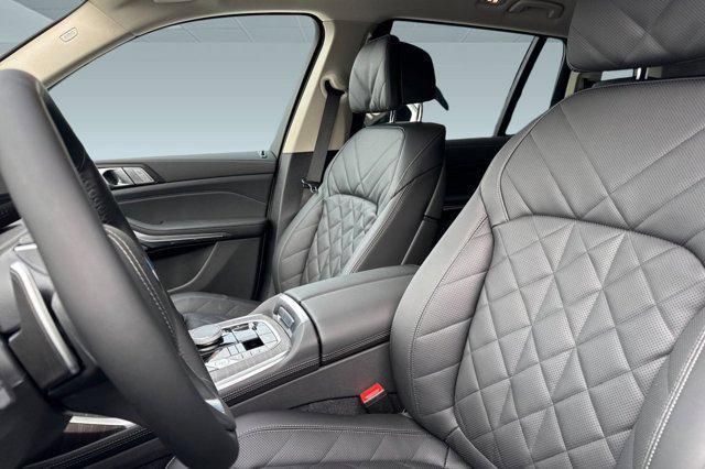 new 2026 BMW X7 car, priced at $92,540