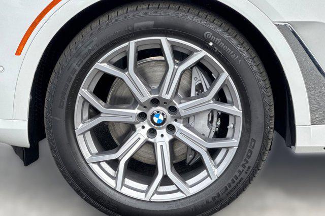 new 2026 BMW X7 car, priced at $92,540