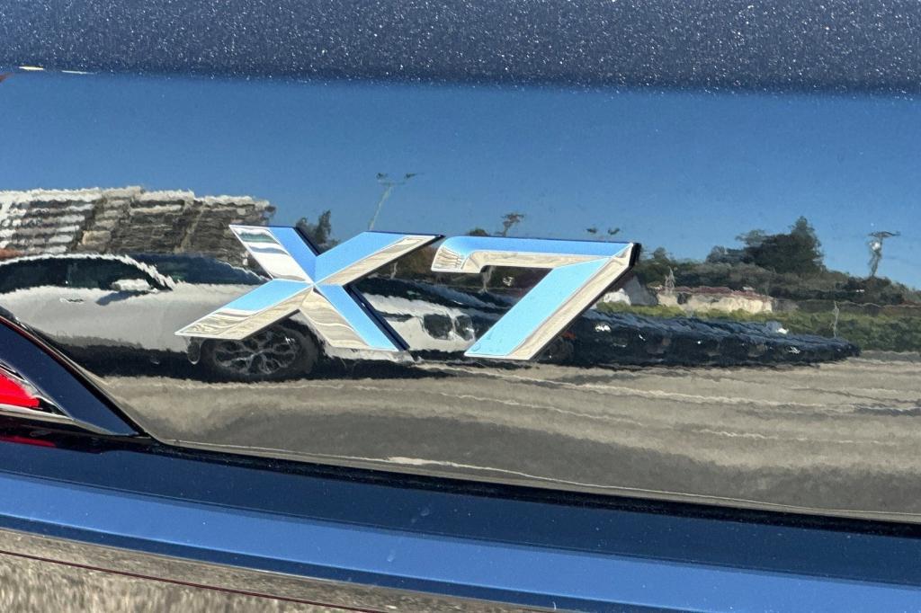 new 2026 BMW X7 car, priced at $104,540