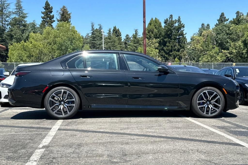 new 2024 BMW 760 car, priced at $131,445