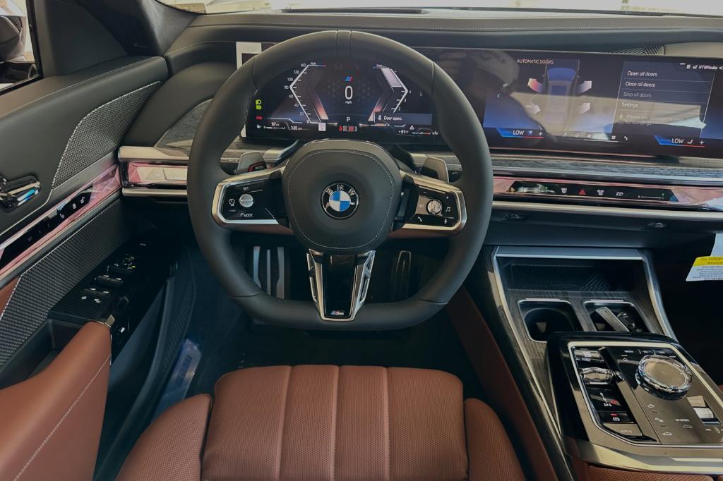 new 2024 BMW 760 car, priced at $131,445