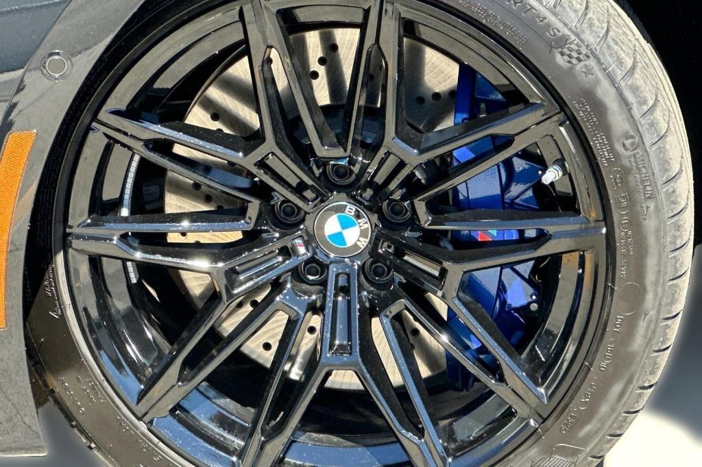 new 2025 BMW M2 car