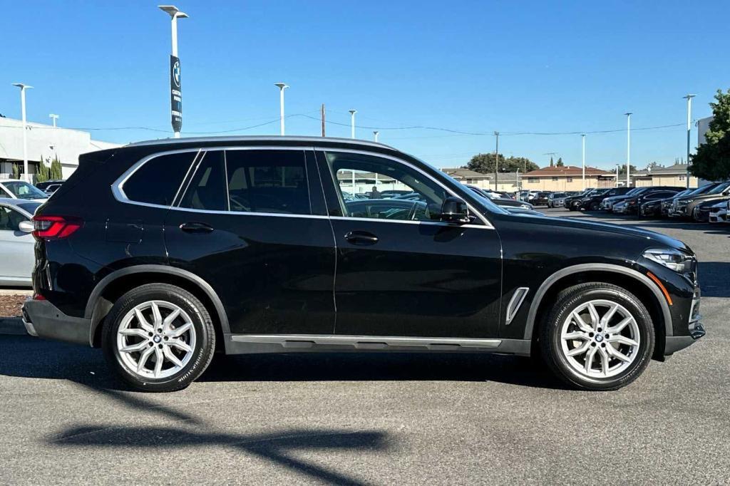 used 2021 BMW X5 car, priced at $37,997