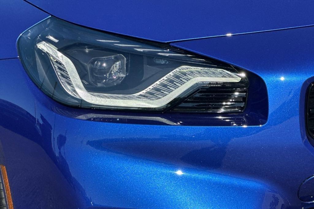 new 2025 BMW M2 car
