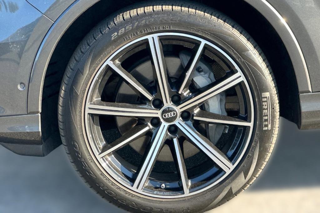 used 2022 Audi Q7 car, priced at $37,498