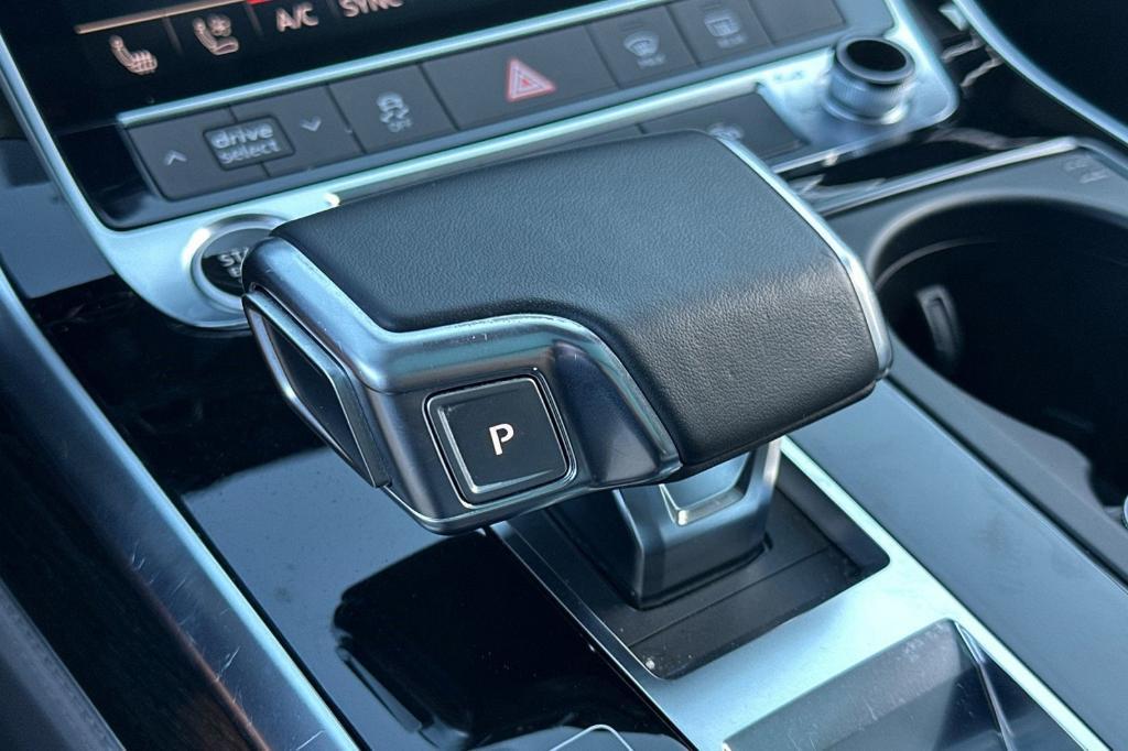 used 2022 Audi Q7 car, priced at $37,498