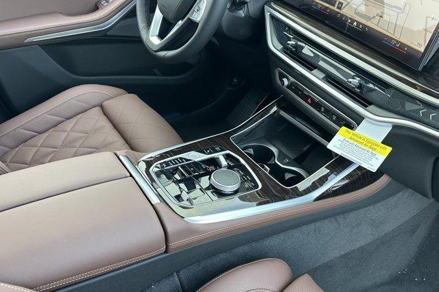 new 2025 BMW X7 car, priced at $92,700