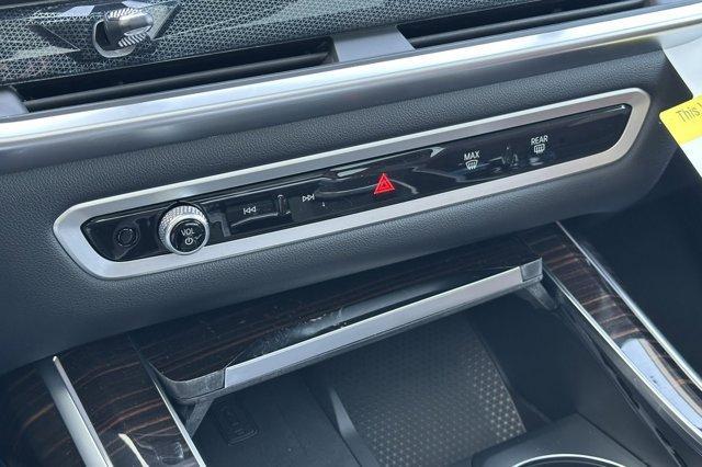new 2025 BMW X7 car, priced at $92,700
