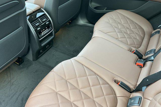 new 2025 BMW X7 car, priced at $92,700