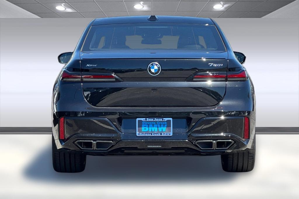new 2025 BMW 760 car, priced at $139,175