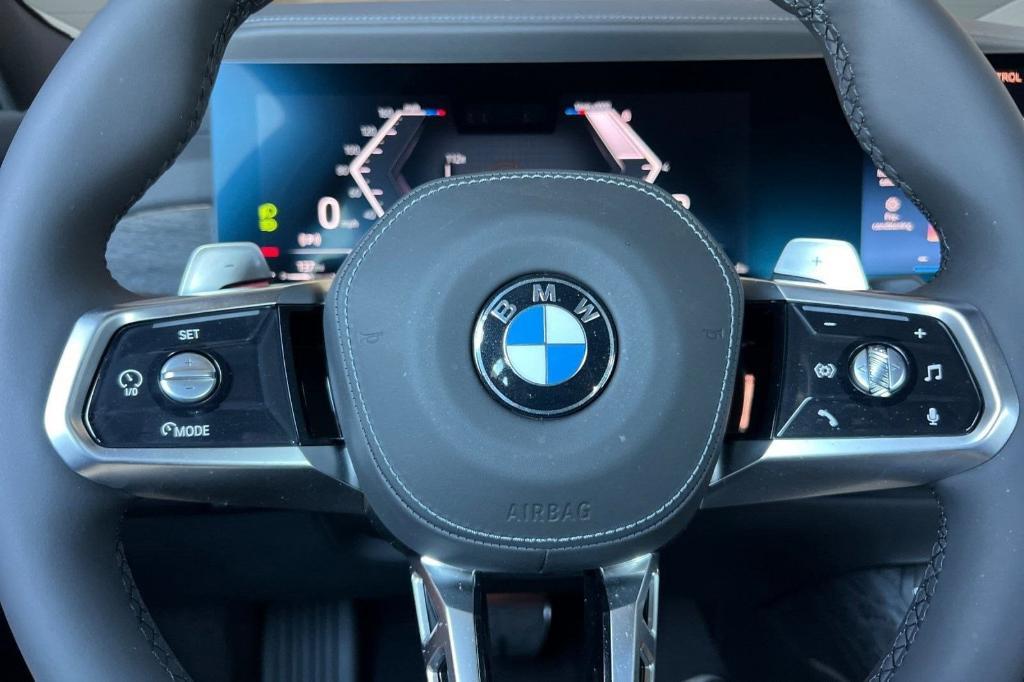 new 2025 BMW 760 car, priced at $139,175