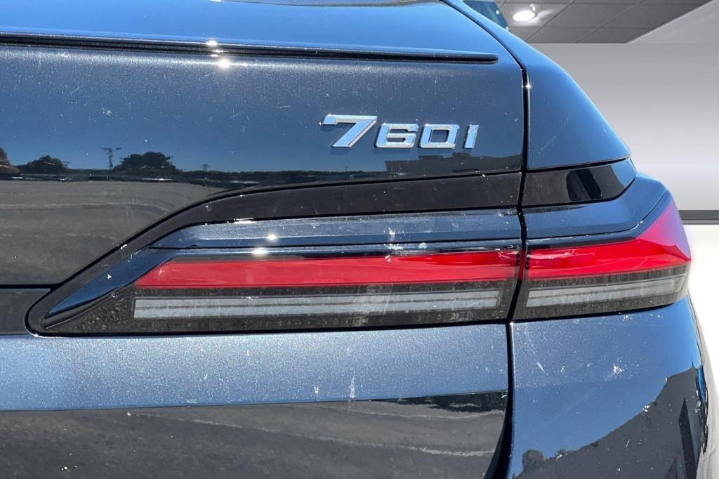 new 2025 BMW 760 car, priced at $139,175
