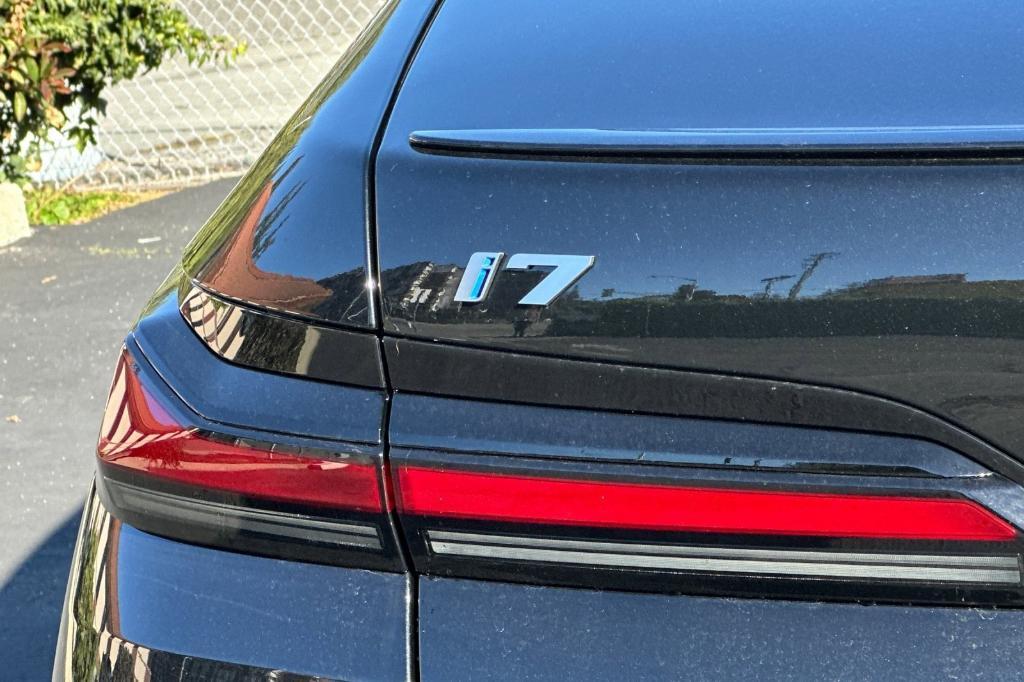 new 2025 BMW i7 car, priced at $125,955