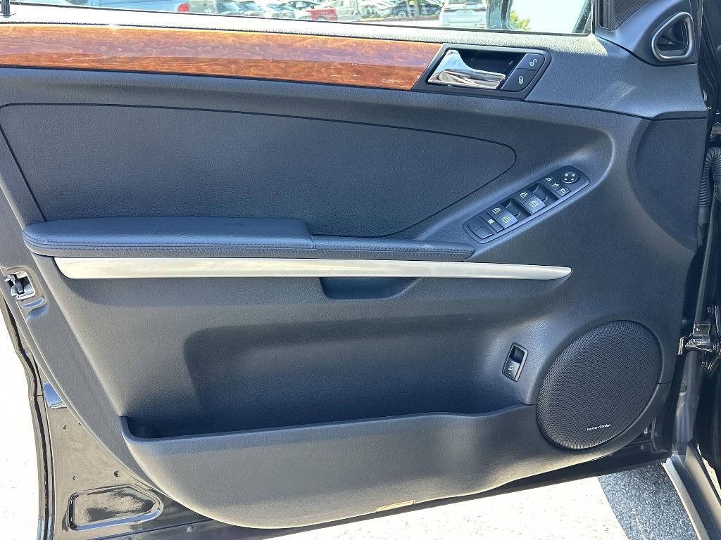 used 2007 Mercedes-Benz M-Class car, priced at $6,898