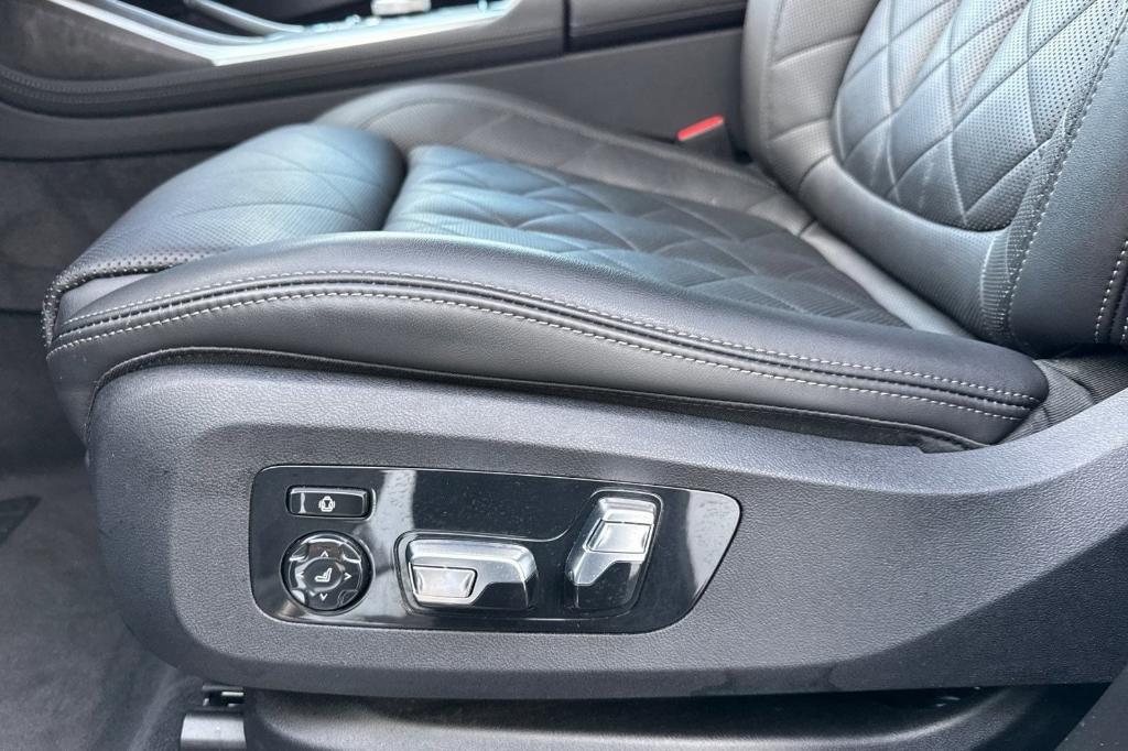 used 2023 BMW X7 car, priced at $60,999