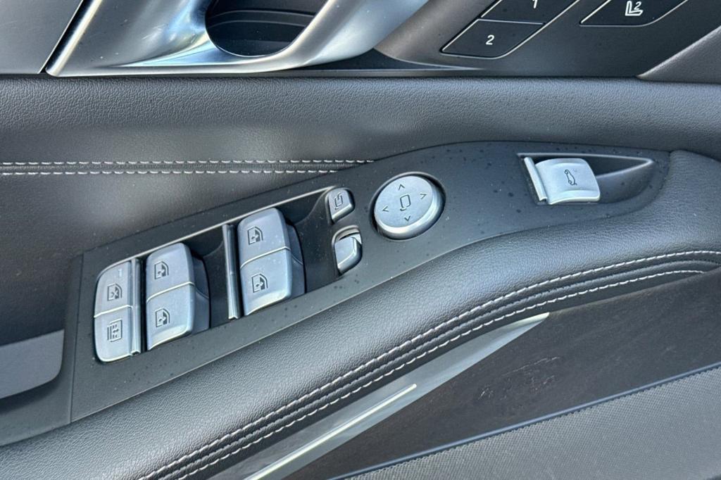 used 2023 BMW X7 car, priced at $60,999