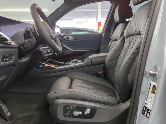 new 2025 BMW X7 car, priced at $96,575