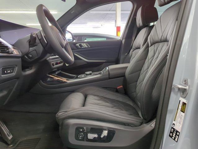 new 2025 BMW X7 car, priced at $96,575