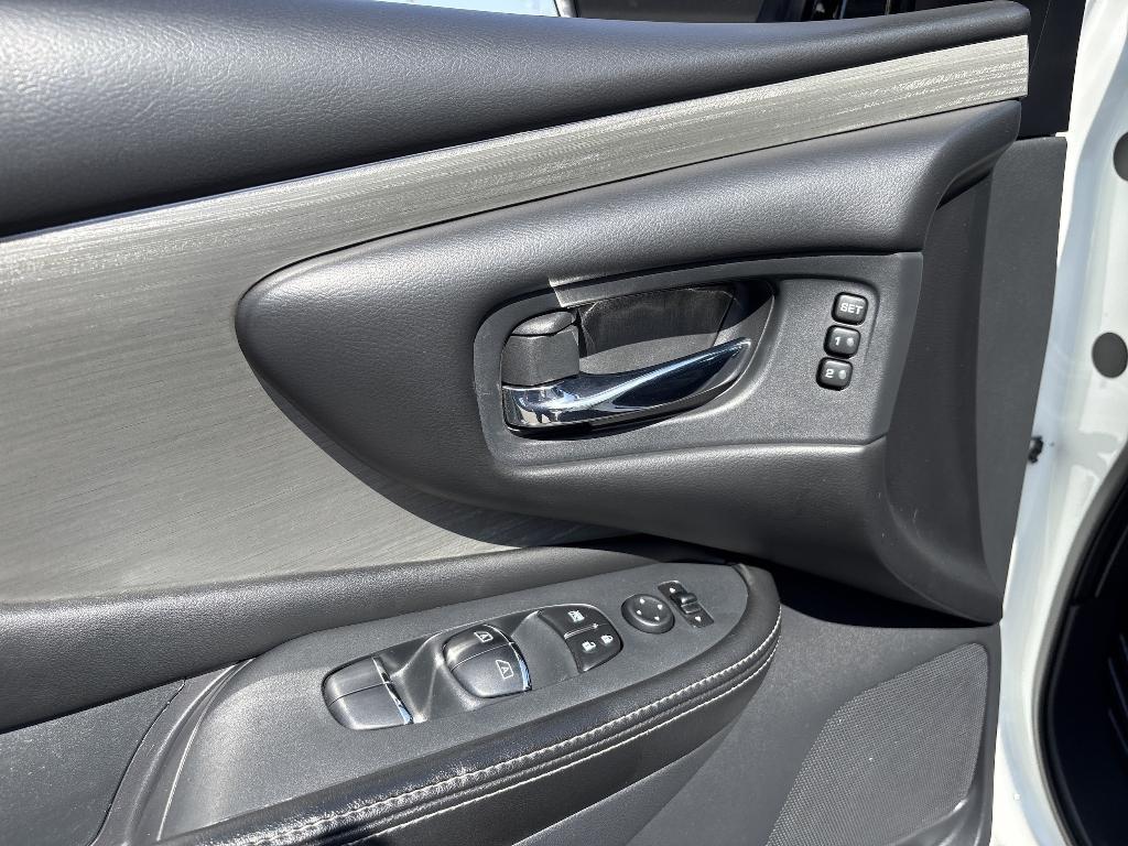 used 2018 Nissan Murano car, priced at $13,999