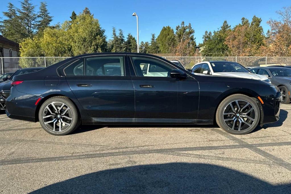 new 2025 BMW 760 car, priced at $136,650