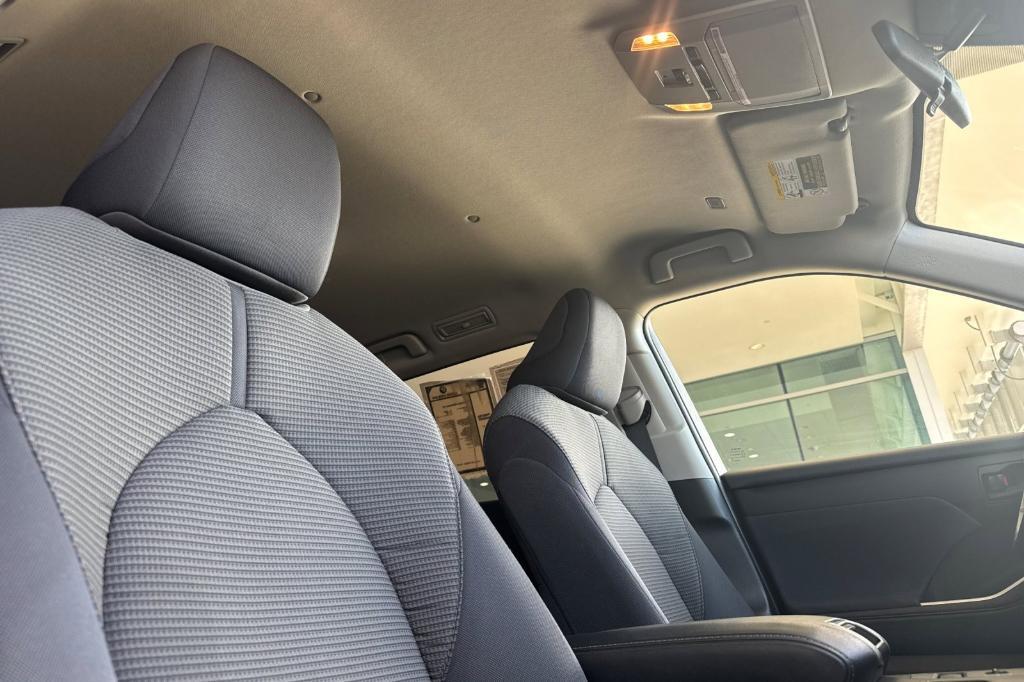 used 2024 Toyota Highlander car, priced at $32,496