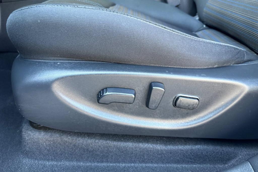 used 2020 Nissan Leaf car, priced at $13,999