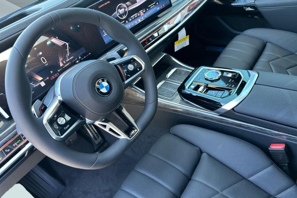 new 2025 BMW 760 car, priced at $139,125
