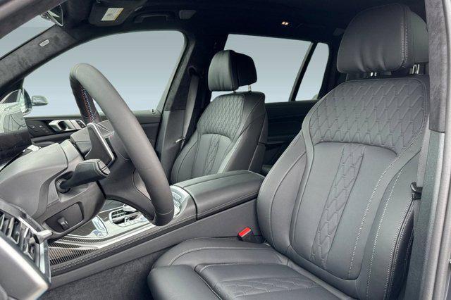 new 2026 BMW X7 car, priced at $129,140