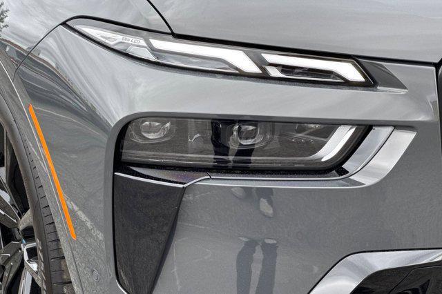 new 2026 BMW X7 car, priced at $129,140
