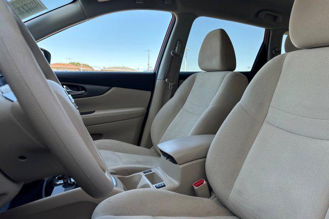 used 2015 Nissan Rogue car, priced at $9,498