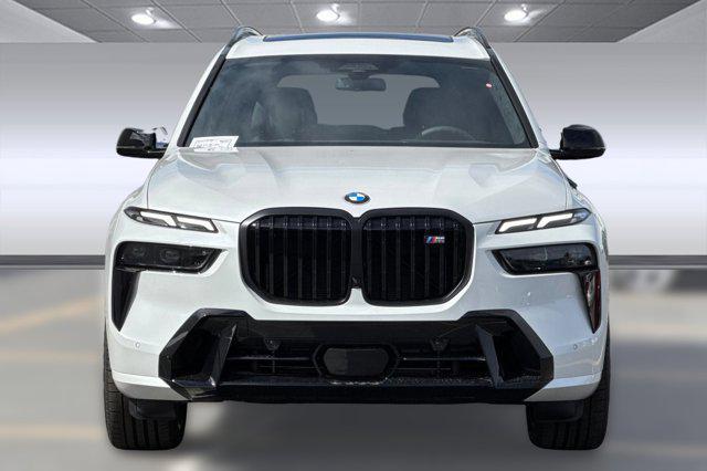 new 2026 BMW X7 car, priced at $127,260