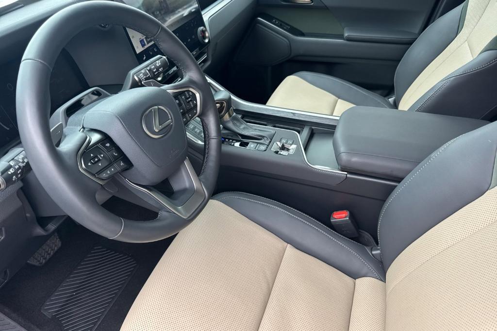 used 2024 Lexus GX 550 car, priced at $79,999