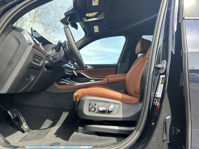 new 2025 BMW X7 car, priced at $100,500