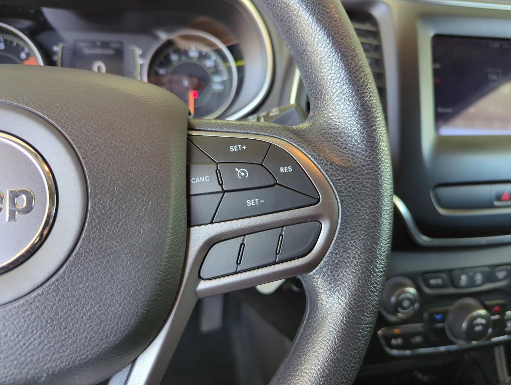 used 2019 Jeep Cherokee car, priced at $14,998