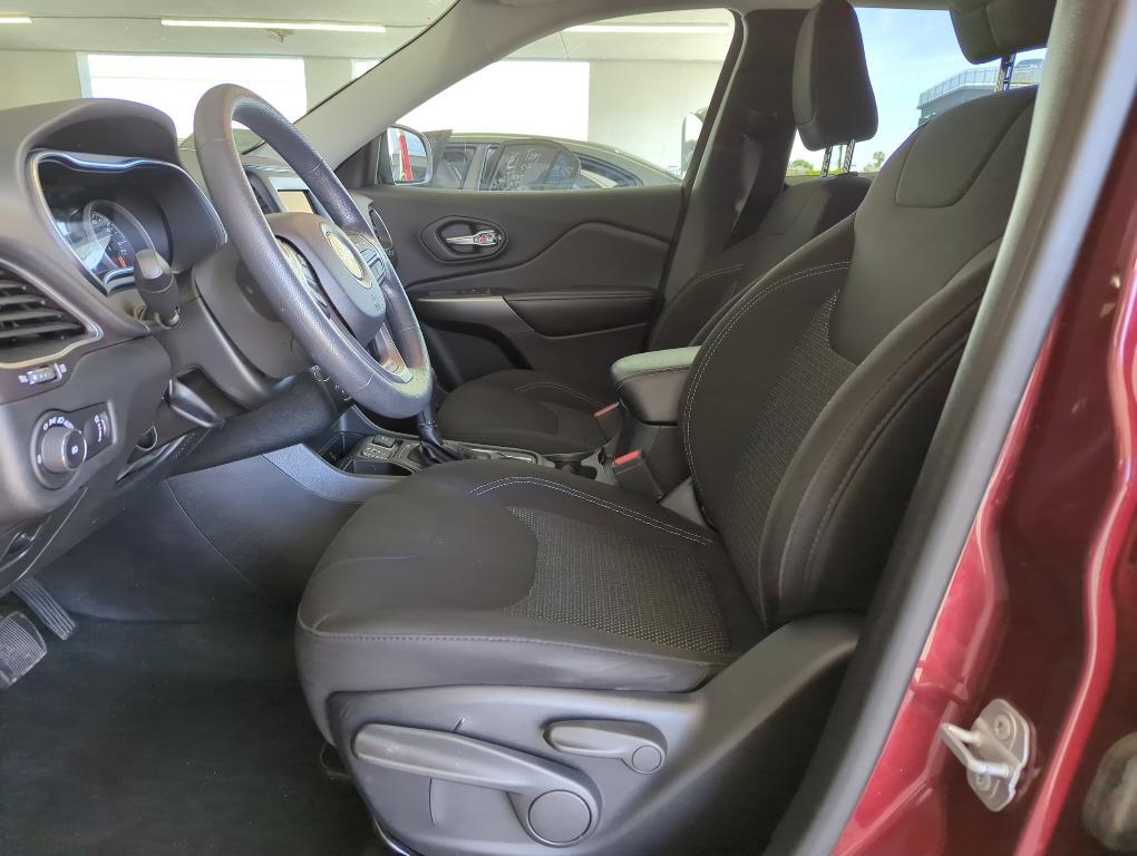 used 2019 Jeep Cherokee car, priced at $14,998